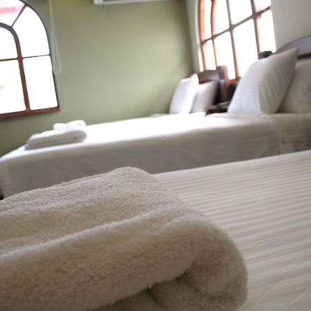 Hotel Maria Isabel 만타 외부 사진