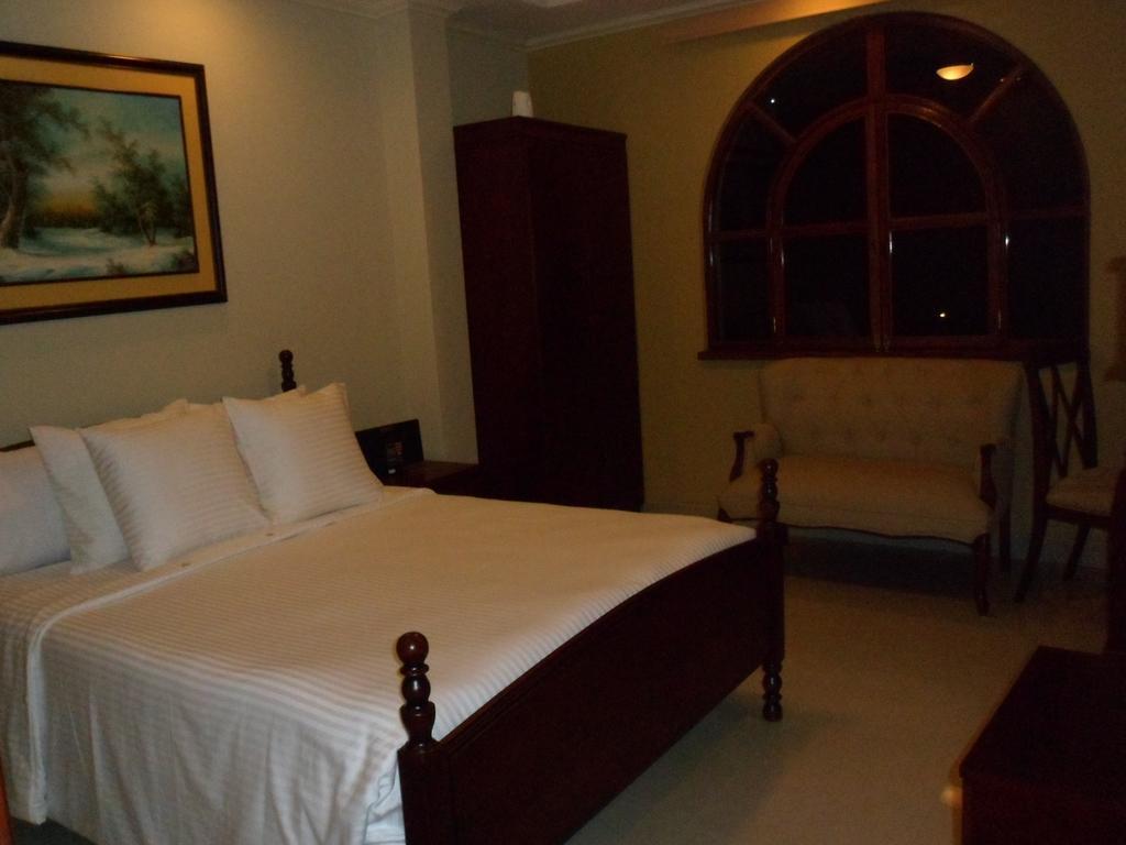 Hotel Maria Isabel 만타 객실 사진