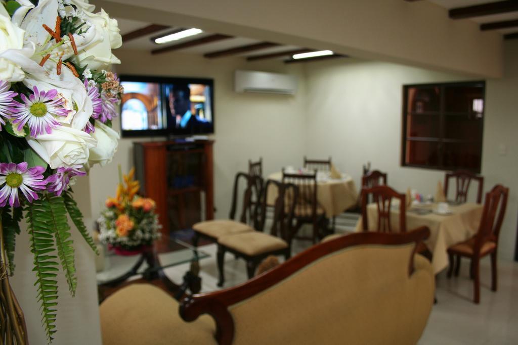 Hotel Maria Isabel 만타 외부 사진