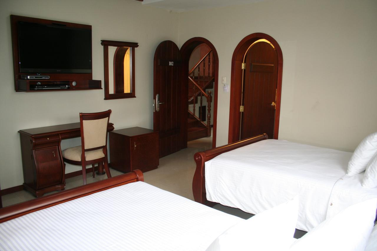 Hotel Maria Isabel 만타 외부 사진